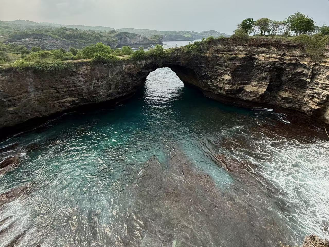 Broken Beach 破碎海灘